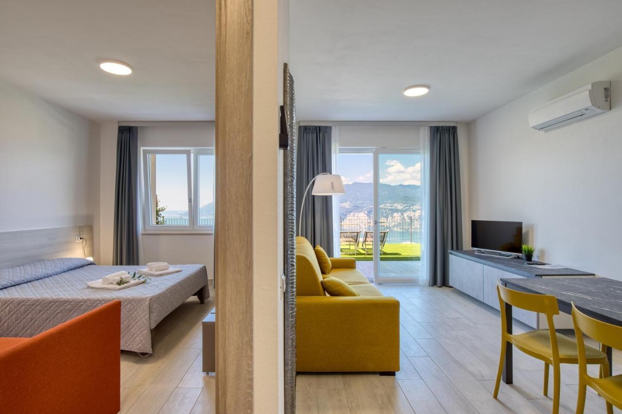 Pinini Country Apartments Malcesine Exterior photo