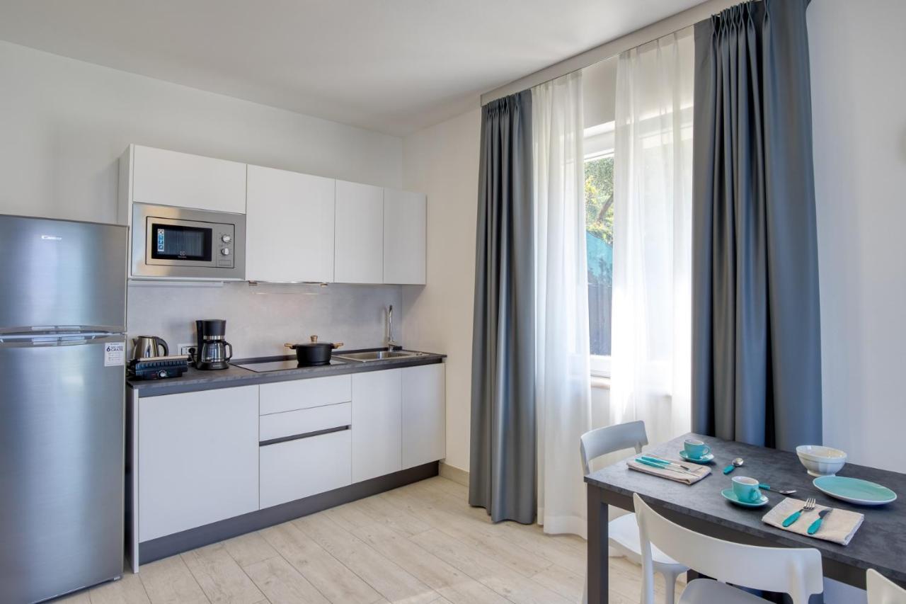 Pinini Country Apartments Malcesine Exterior photo